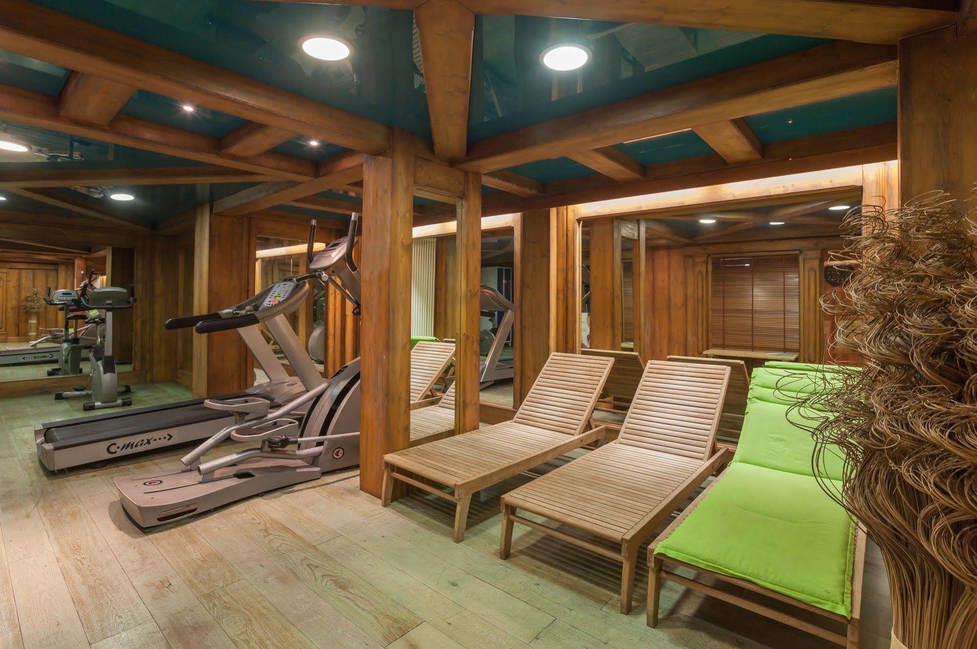 Residence Pierre & Vacances Premium La Ginabelle Chamonix Exterior photo
